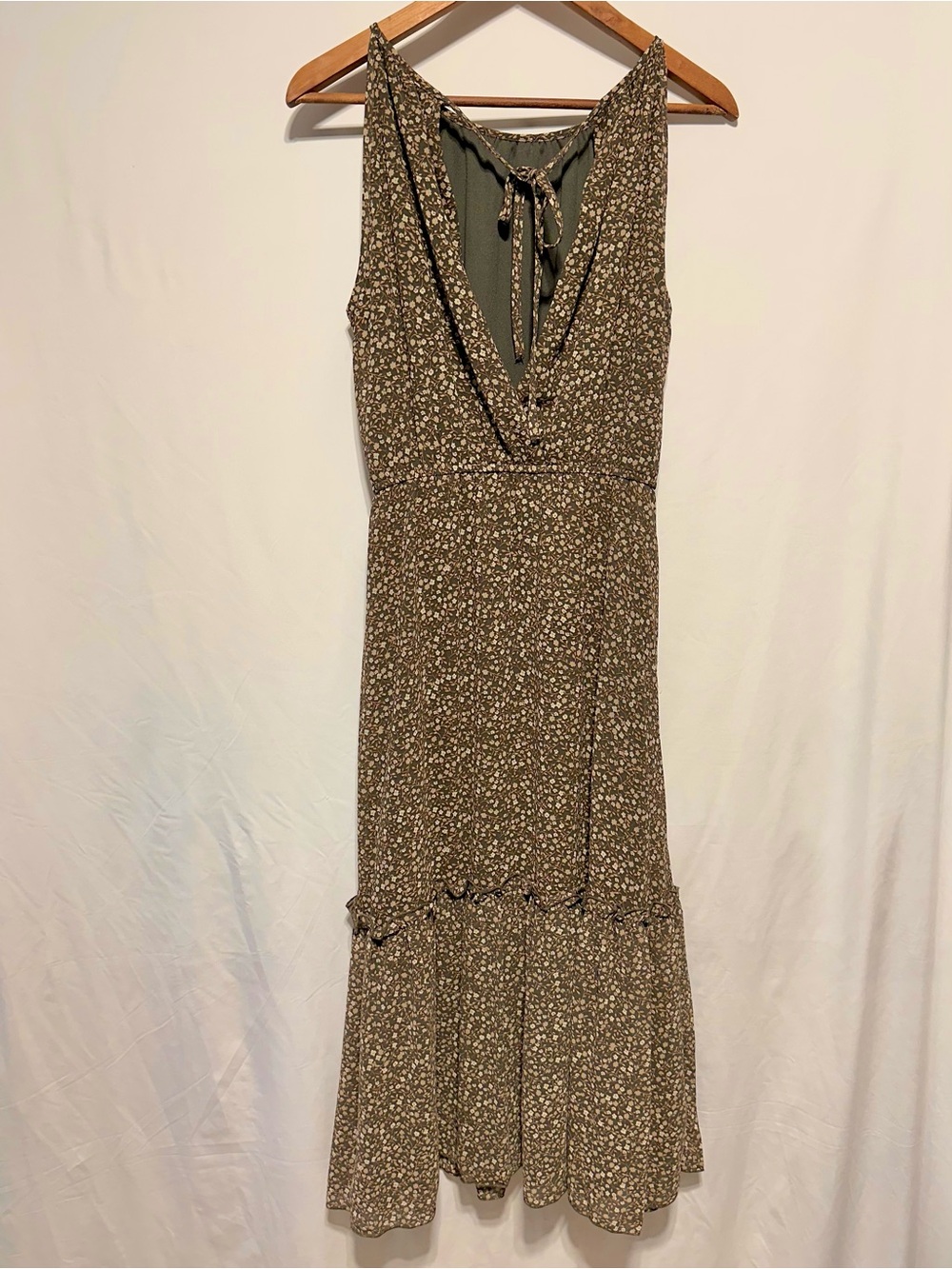 Apricot Floral Midi Dress US 8 Olive Tie Back Tiered Ruffle Sleeveless - Picture 6 of 9